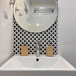 Cozy Corner In - Free Parking Варна