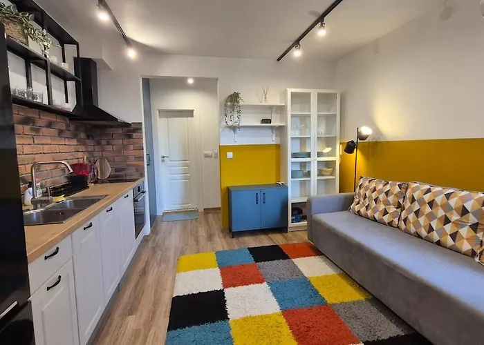 Cozy Corner In - Free Parking Apartment Warna