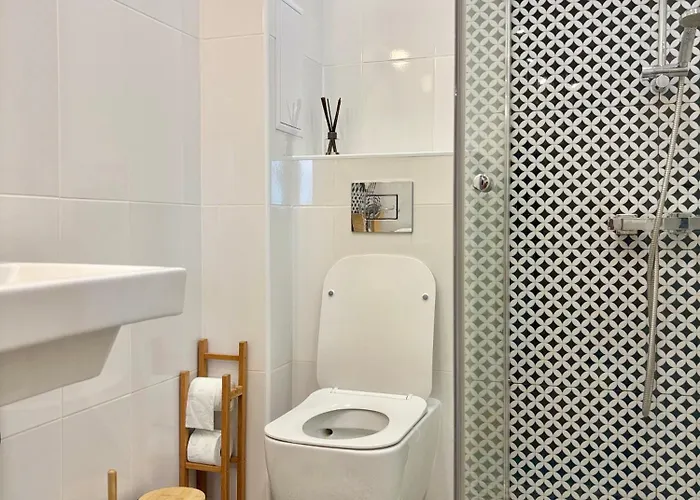 Cozy Corner In - Free Parking Apartment Warna