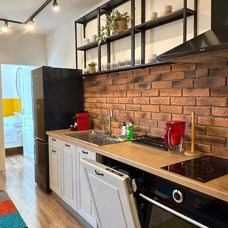 Cozy Corner In - Free Parking شقة فارنا