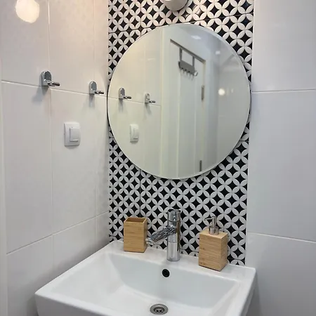 Cozy Corner In - Free Parking * فارنا