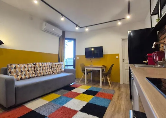 Cozy Corner In - Free Parking Apartment Varna